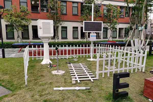 重慶華師中旭學(xué)校氣象站安裝案例